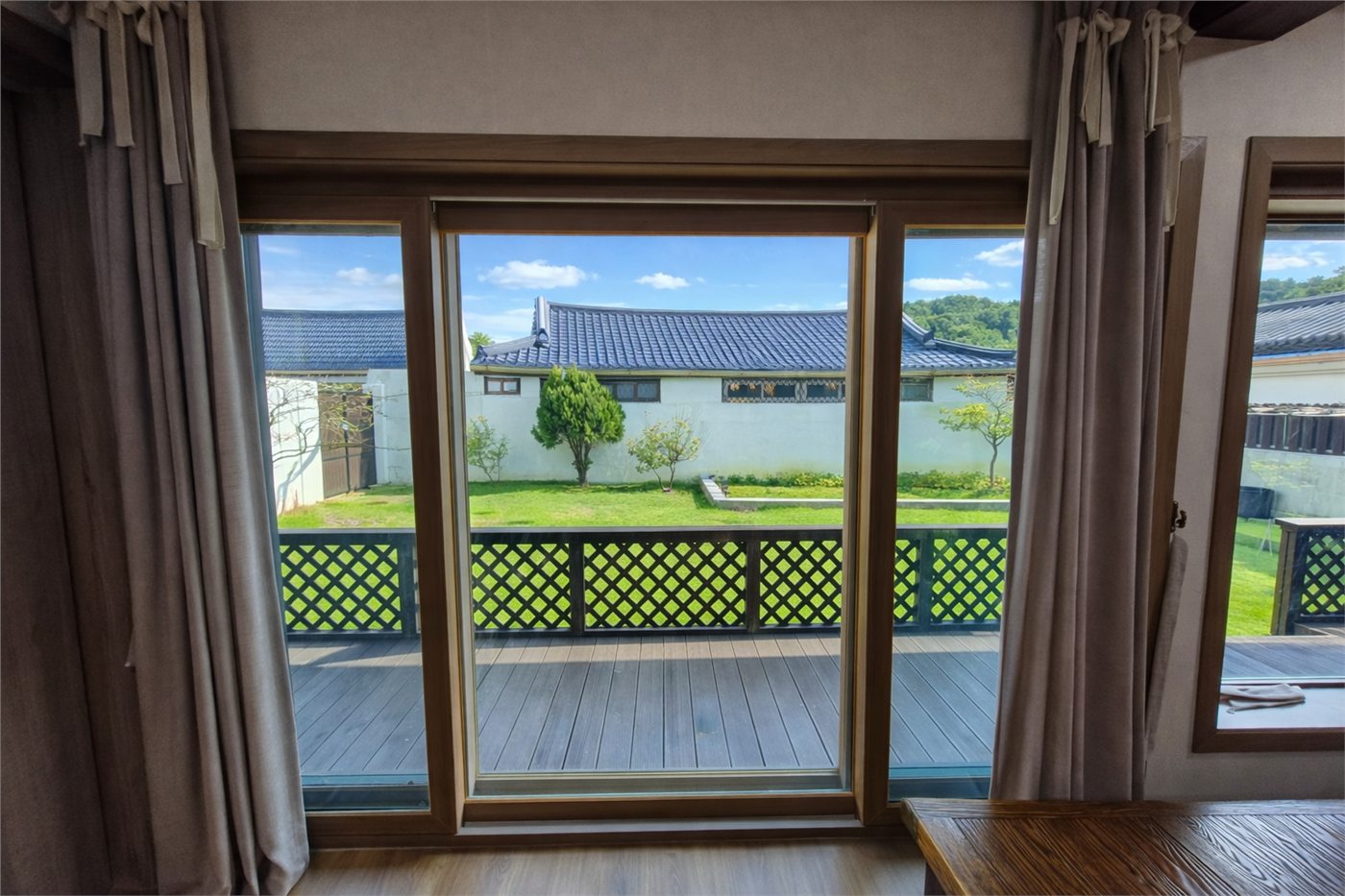 물레방아하우스 바깥 풍경